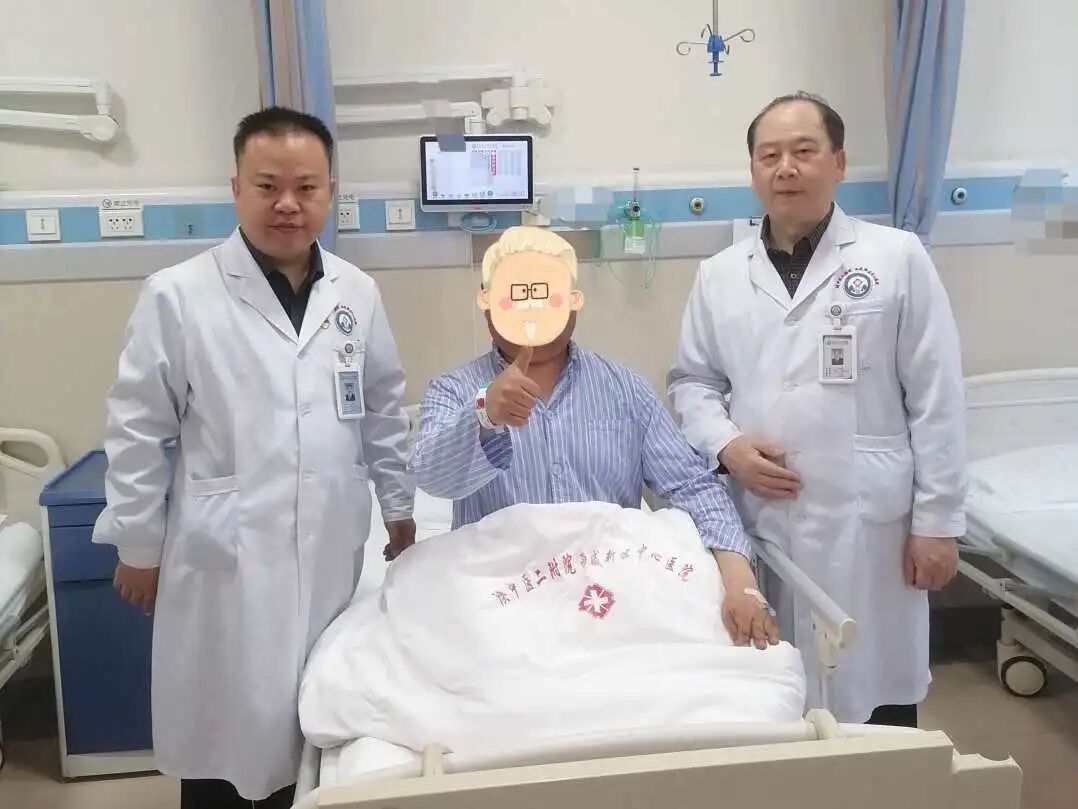 陕中二附院：男子酒后剧烈腹痛，心脏外科柏本健主任团队成功抢救腹主动脉瘤先兆破裂患者